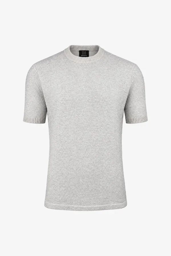 Light gray knitted T-shirt with round neck