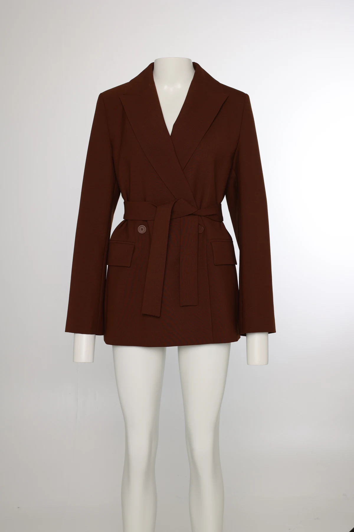 Delivered blazer photo on mannequin